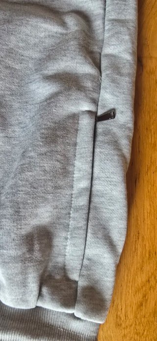 Pantalón de chándal gris