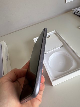 iPhone 11 Viola