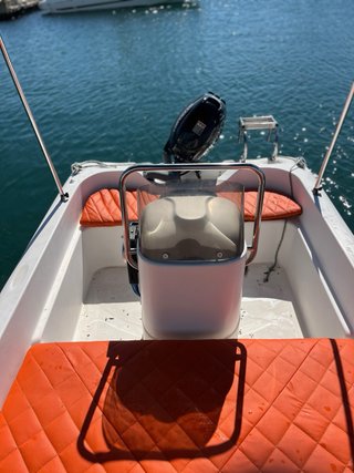 Alquiler barco sin licencia