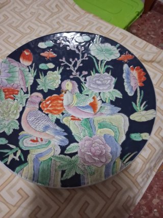 Jarrón y plato decorativo chino