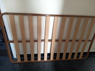 Somier metálico con lamas de madera
