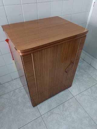 Máquina de coser Sigma 2000 con mueble