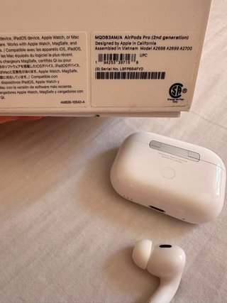 Apple AirPods Pro (2.ª gen.) (derecho y estuche)