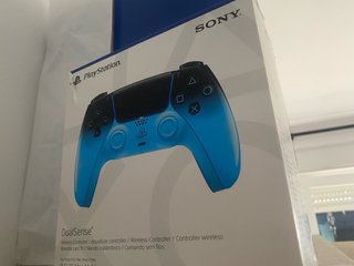Mando PS5 Azul Personalizado + FIFA 26
