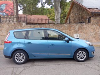 Renault Grand Scenic 2012