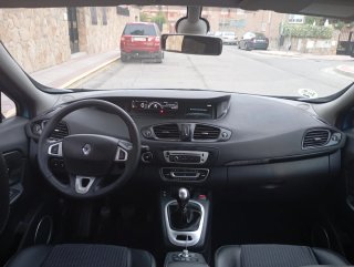 Renault Grand Scenic 2012