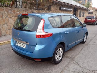 Renault Grand Scenic 2012