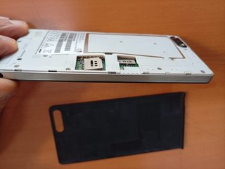 Huawei G6-L11 con Bateria Deformada