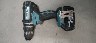 Makita DHS900 + Taladro + 2 Baterías