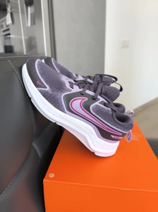 Zapatillas niña  Nike Cosmic Runner GS