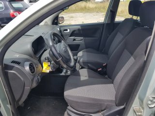 Ford Fusion 2004