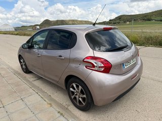 Peugeot 208 HDI 92cv Garantía 1 Año SIN ADBLUE