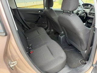 Peugeot 208 HDI 92cv Garantía 1 Año SIN ADBLUE