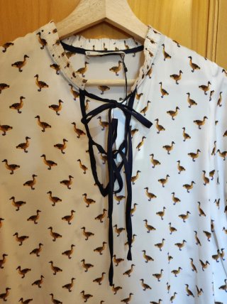 Blusa Mango Estampado Patos
