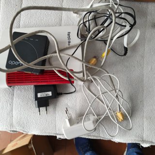 Modem Fritz!Box 7530 + ONT