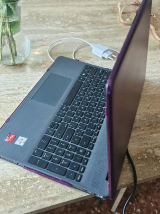 HP Laptop 15s-eq1001ns Morado