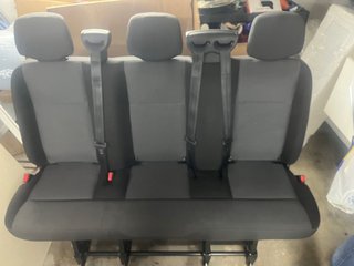 Asientos pasajeros Renault Master 2019