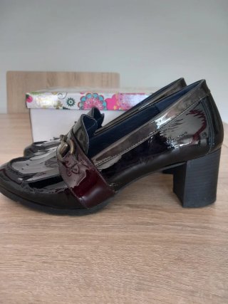 Zapatos de tacón charol mujer T.37