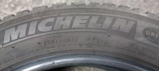 Michelin Latitude Alpin LA2 Runflat 255/50R19 107V