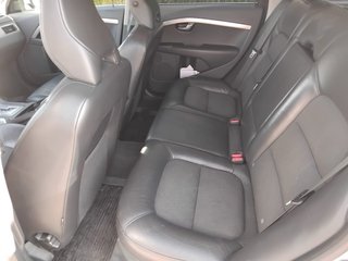 Volvo V70 2011