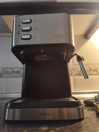 Cafetera Espresso Ufesa Calabria 1.5L 20 Bares