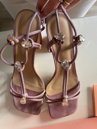Sandalias Alma en Pena Piel Rosa Joyas