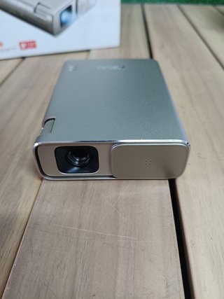 Asus ZenBeam Go E1Z - Proyector USB de bolsillo