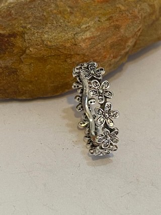 Anillo Pandora Flores Talla 56