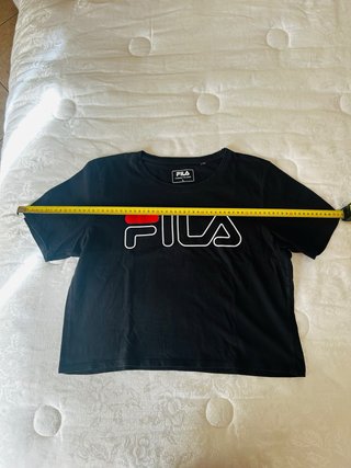 T-shirt Fila Nera Logo Iconico Vintage Y2K Taglia