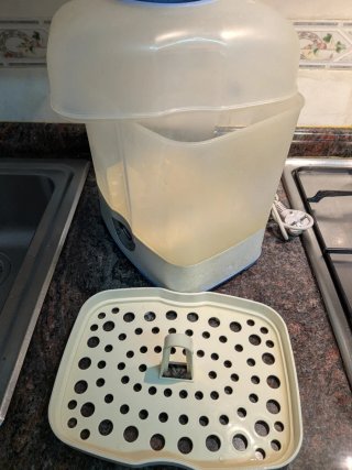 Esterilizador de biberones Compact Eco marca Chico