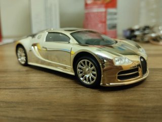 Bugatti Veyron 1:43 Bañado en Plata