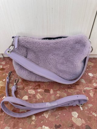 Bolso Morado Peludo