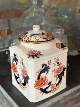 Caja Tibor Mason's Mandalay