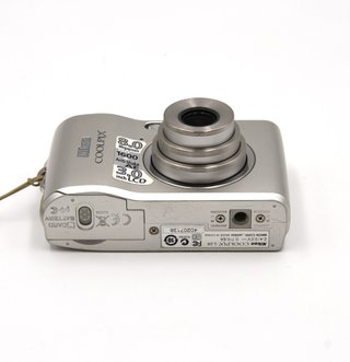 Nikon Coolpix L18 fotocamera + SD + accessori