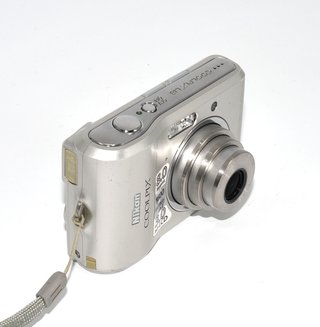 Nikon Coolpix L18 fotocamera + SD + accessori