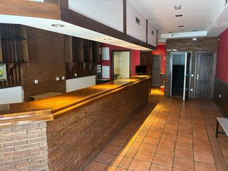 Nave con Bar y vivienda /Oficina en villanueva