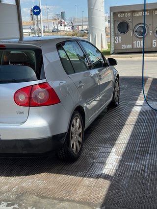 Volkswagen Golf 2005