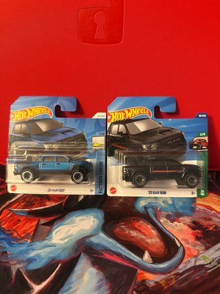 Hot Wheels 23 Ram 1500 (Azul y Negro)
