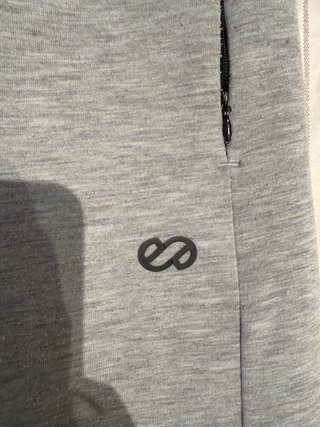 Pantalón chándal gris hombre