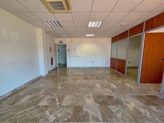 Oficina en alquiler en Los Naranjos - Las Brisas en Marbella