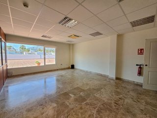 Oficina en alquiler en Los Naranjos - Las Brisas en Marbella