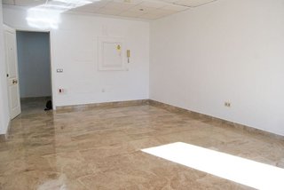 Oficina en alquiler en Los Naranjos - Las Brisas en Marbella