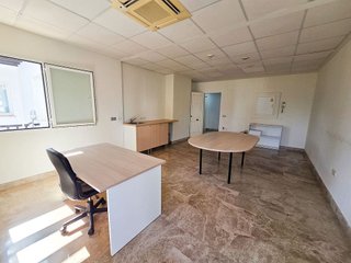 Oficina en alquiler en Los Naranjos - Las Brisas en Marbella