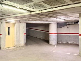 Garaje en venta en L'Hostal - Lledoner en Granollers