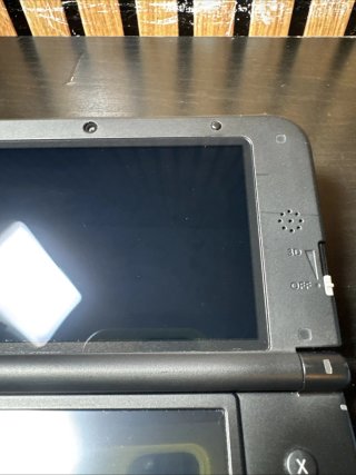 Nintendo 3DS XL + Pokémon Luna+Pennino+Caricatore
