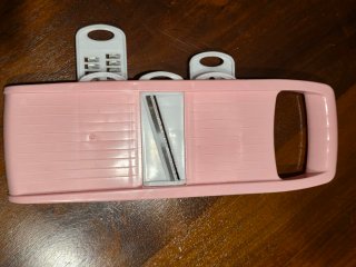 Mandolina affettatrice multifunzione rosa