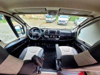 FIAT DUCATO CAMPER WEINSBERG CARABUS 600