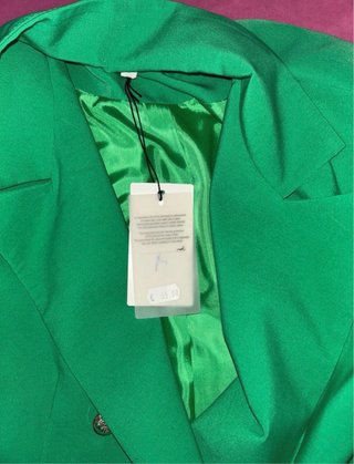 Blazer verde doppio petto con cartellino