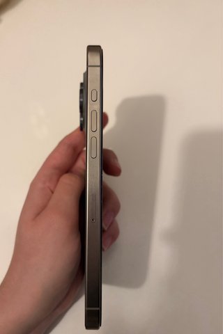iPhone 15 Pro Max Gris 100% Batería
