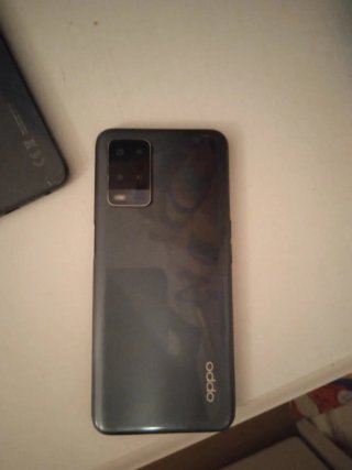Oppo A16 y Redmi Note 8